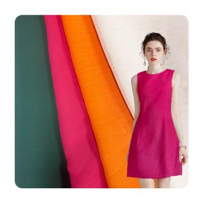 China Hot Selling Women's Breathable Shrink-Resistant and Comfortable Fabric Polyester Chiffon Silk Fabric Suits Women's Dresses for sale