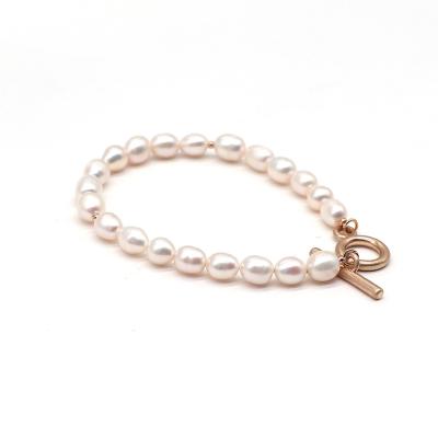 China Luxury Light Graceful Graceful Freshwater Clasp Toggle Pearl Beads Women Girl Weddling Party Bracelet for sale