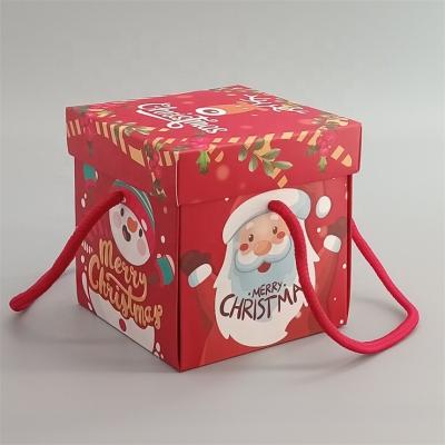 China Christmas Gift Boxes Recyclable Christmas Paper Packaging Gift Box To Children for sale