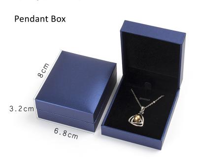 China Small Semi Handmade Necklace Box For Jewelry Blue Paper Pendant / Necklace Box For Bridal Jewelry for sale