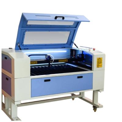 China 9060 Mini-CO2-CNC-Laser-Gravurmaschine 0-400mm/s Luftkühlung zu verkaufen