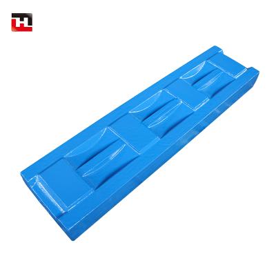 China Construction Impact Crusher Liner Replacement Hammer Crusher Wear Parts Blow Bar for sale