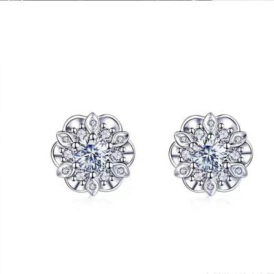 China Xinfly 18K Gold Diamond Flower Stud Earrings CLASSIC Pure Diamond 0.24CT Female for sale