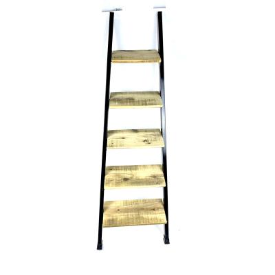 China Decorate 100%handmade made in China Mini Pine Iron Handmade Wooden step ladders for decorate for sale