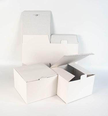 China Recyclable Unique T Shirt Cardboard Product Custom Boxes Box For Dress Box Packaging for sale