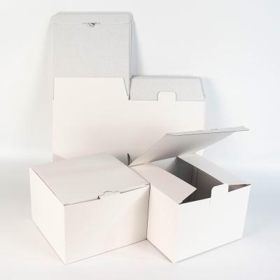 China Recyclable Gift Box with Clear Window Lid Large Foldable Box Storage Art Box Paper for sale