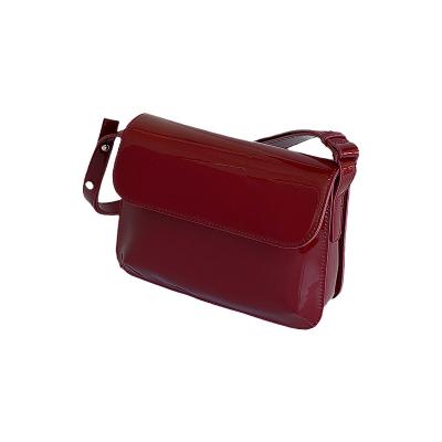 China Fashion Retro Red Lacquer Armpit Bag 2023 New Fashion Soft Leather Square Cross Handheld Shoulder Bag - Body Bag for sale