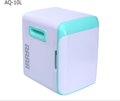 China Hotsale 10L 12V Car Fridge Thermoelectric Decorative Intelligent Retro Fridge Mini Fridge for sale