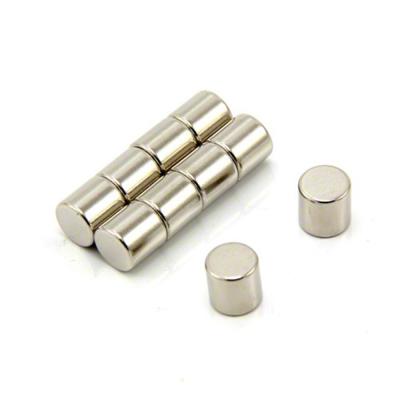 China High Quality Strong Industrial Magnet N42 Rare Earth Neodymium Round Neodymium Magnets Super Strong Powerful Magnet for sale