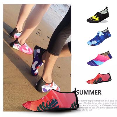 China Newest 2019 Summer Unisex Aqua Swimming Water Shoes For Rubber Soft Breathable Beach for sale