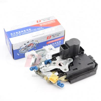 China Industry Plastics OE 4221879 CAR DOOR METAL & LATCH BLOCK FOR ZHONGHUA SHINY H230 FRONT LEFT STEERING for sale