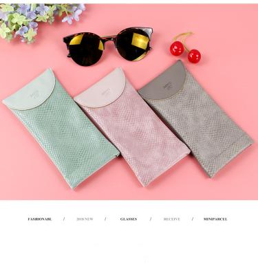 China For Spectacle Glass Case PU Sunglasses Sleeve Pouch Leather Case Soft Slip In Eyewear Holder for sale