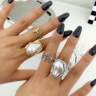 China Baroque Ring Vintage Leaf Pearl Adjustable Finger Ring Sets Irregular Opening Adjustable Pearl Vintage Fine Jewelry For Women for sale