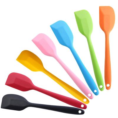 China Sustainable Manufacturer's silicone scraper baking tool spatula kitchen food grade integrated soft scraper cake cream shovel for sale