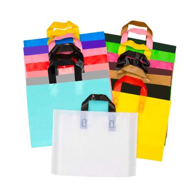 China Recyclable Flexible Plastic Shopping Bags Clothing Bag Gift Bag for sale