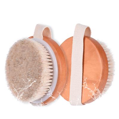 China All Natural Horsehair Natural Body Bath Cleaning Brush Round Bath Massage Scrubber for sale