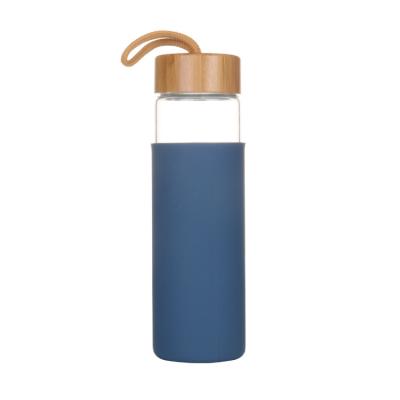 China High Sustainable Borosilicate Glass Drinking Bottle With Bamboo Lid for sale