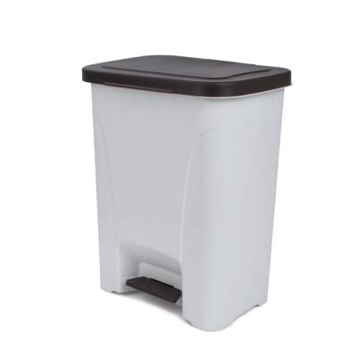 China Kitchen Bathroom 25 Liter Trash Can Stored Portable Trashbin With Cover for sale