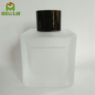 China Reed Diffuser Mini Square 50ml Frosted Reed Diffuser Glass Bottle Aromatherapy Bottle for sale