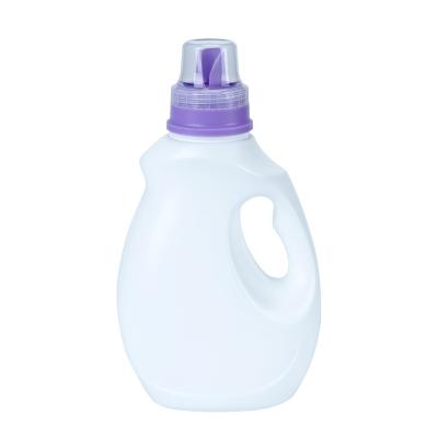 China BEAUTY PACKAGING 1300ml PE Bottle With Cap Handle Sealed Laundry Liquid And Softener Liquid Empty Bottle for sale