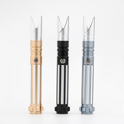 China Aluminum Alloy Dupengda E02 Force Lightsaber Dueling Lightning On Clash Metal Hilt With 12 Color Changing Lightsaber for sale