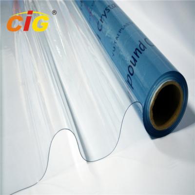 China Grueso transparente de la prenda impermeable 0.06mm-0.5m m del carrete de película del PVC para el bolso que embala en venta