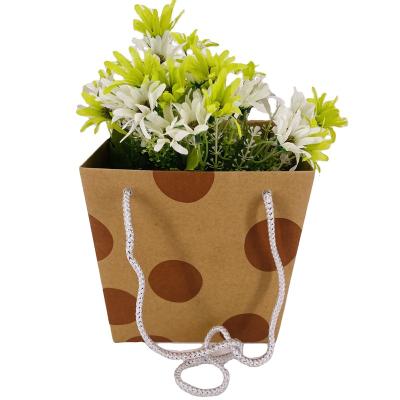 China Europe Customized Brown Bucket Flower Paper Bags, Kids Gift Bag And Hat Flower Set Bags With Ribbon Handles for sale