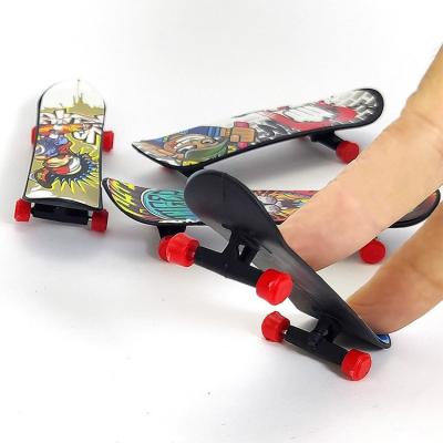 China Handboard Adult Maple Tech Multicolor Custom Finger Skateboard Wood Deck for sale