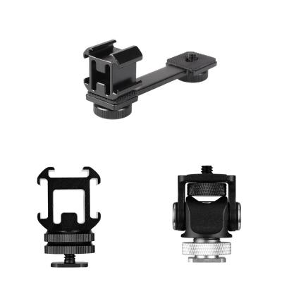 China 3 In 1Triple Shoe Mount Plate Microphone Holder LED Video Cold Light Extend Bracket For Zhiyun 4 Stringers Feiyu Vimble 2 Dji osm2 3 In 1Triple Shoe Mount Plate Cold Plate for sale