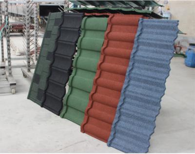 China Mozambique Rwanda Seychelles Somalia plastic synthetic spanish stone coated metal roof tile en venta