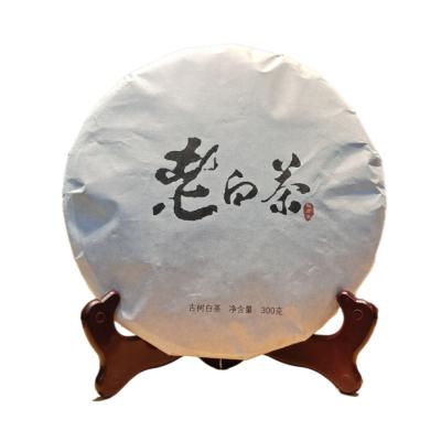 China The taste is mellow and the flavor is long 2009 Lincang wholesale white tea local manufacturer good quality color tea cake of old for sale