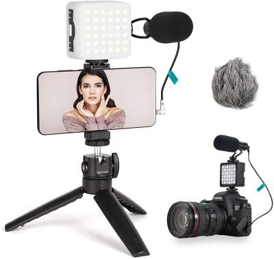 China 3.7V 2000mAh FLASHOOT Vlogger Kit with Recording Microphone and Led Light Amazon Bestseller Youtube Starter Kit for sale