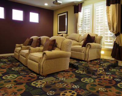 中国 New Design Custom Dark Color Nylon Carpet Polyester Wall to Wall Movie Cinema Carpet Roll 販売のため