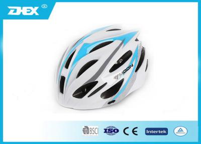 China Casco especializado a prueba de choques cómodo de la bicicleta con el logotipo reflexivo en venta