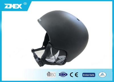 China Casco negro del esquí de la nieve para los cascos del entretenimiento del invierno, para hombre y para mujer de la snowboard en venta