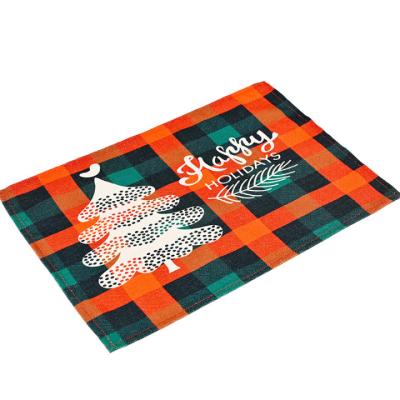 China Oilproof Sell Well Cloth Table Mat Christmas Decoration Restaurant Table Mats Placemat for sale