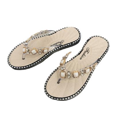 China 2021 Fashion Trend Slippers Women's Summer Wear Flip Flops Flip Flops Rhinestone Fashion External Slippers for sale