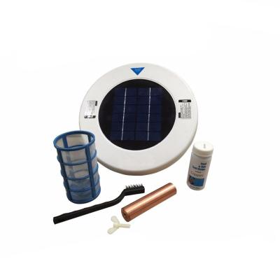 中国 European standard eco friendly solar energy powered swimming pool cleaner for sale 販売のため