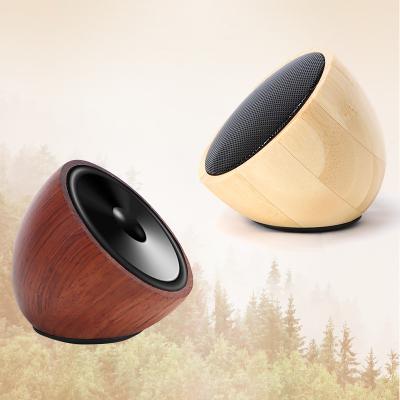 China Best Selling Portable Mini Speaker Travel Speaker Wooden Powerful Sound Retro Gaming Video Music Player Audio Portable Radio for sale