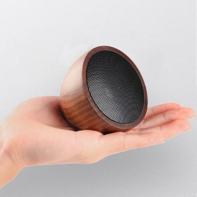 China Factory Play BT Stereo Design Original Wooden Blue Tooth Speaker Portable Mini Wireless Loudspeaker For Desktop Amazon Home for sale