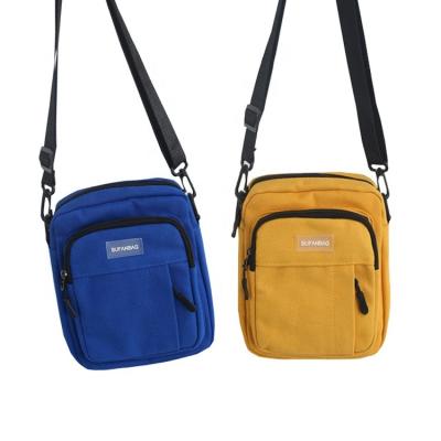 China New Durable Adjustable High Quality Polyester Shoulder Sling Travel Men's Side Shoulder Messenger Bag Men for sale