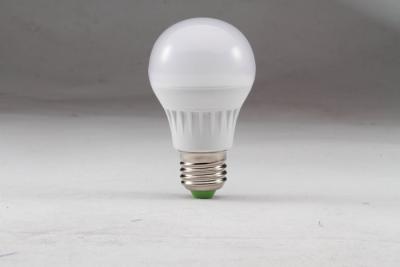 China Lámpara 5W bombilla del poder más elevado LED de 400 lúmenes 2700K - 6500K, cubierta lechosa en venta