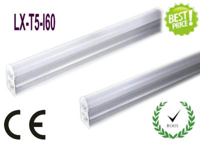 China Alto reemplazo del tubo del lumen 8W 500Lm LED T5 para la sala de clase que enciende 120 grados en venta