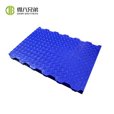 China Plastic Weaning Pig Piglets Plastic Slat Floor Without The Hole For Factory Direct Sale 400x600mm Pig Use Factory Direct Sale for sale