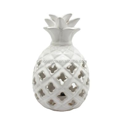 China Decoration New Design Ceramic Pineapple Home Decoration for sale