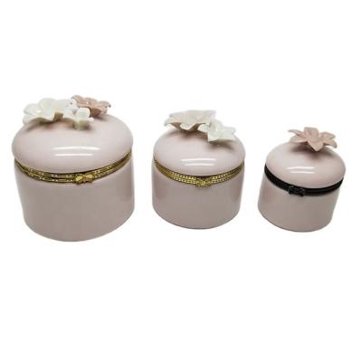 China For Jewelry Box Rose Flower Design Necklace Boxes Porcelain Round Ceramic Jewelry Box With Cover Handmade Gift Boxes for sale