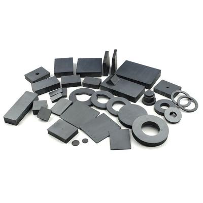 China Industrial Magnet 20 Years Ferrite Magnet Barium Outlet Factory à venda