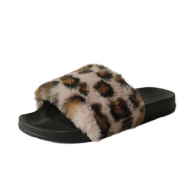 China Causal slipper women's fashion trend women's leopard slipper room slipper flat soft furry indoor women for sale