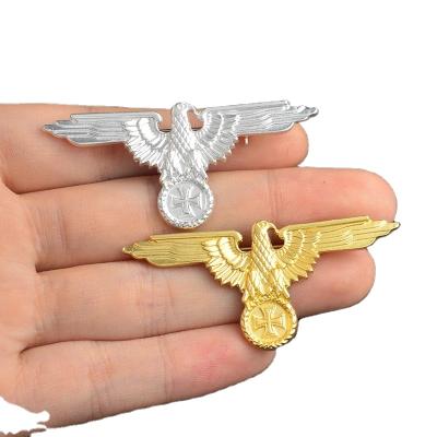 China Europe Customized Mens Customized Logo Gold Enamel Metal Lapel Pins Military Army Badges for sale