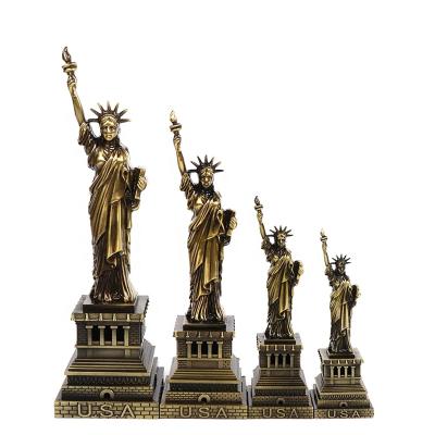 China Europe Craft Art Decorations Home Decor Metal Statue of Liberty for sale